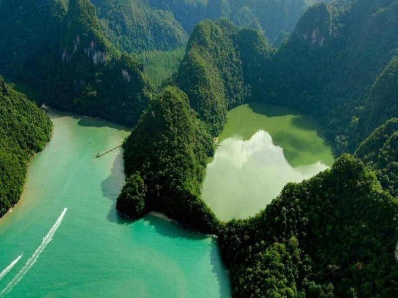 Langkawi Island hopping tour at Tasik Dayang Bunting